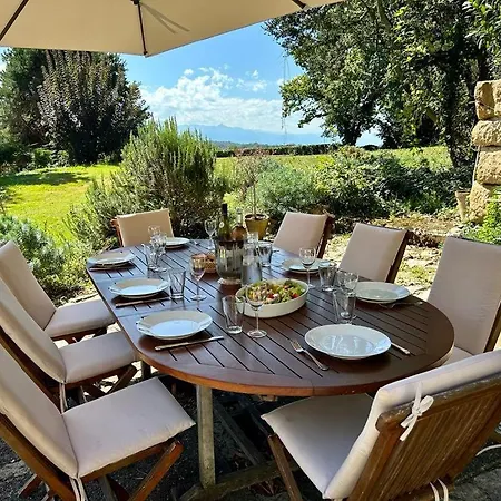 فيلة Au Chateau, Luby- Betmont