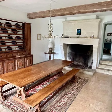 Au Chateau, Luby- Betmont Villa