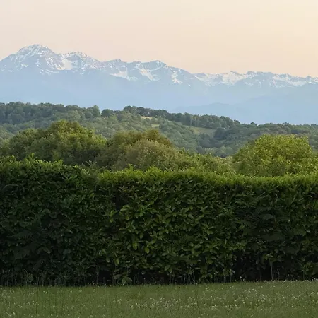 Au Chateau, Luby- Betmont Villa *