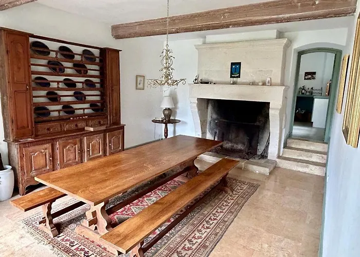 Au Chateau, Luby- Betmont Villa