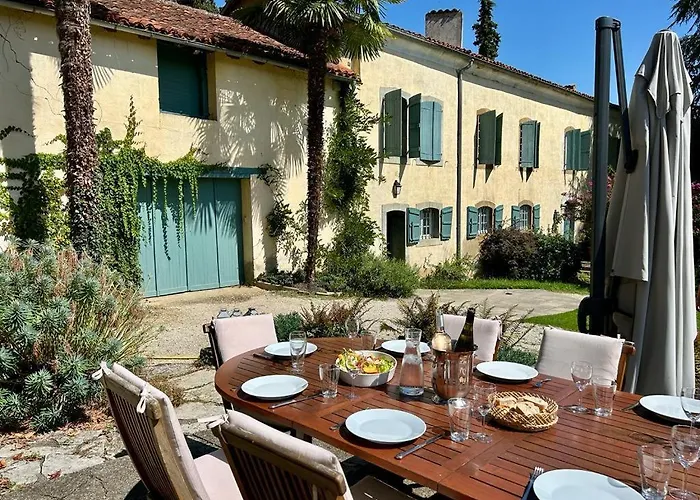 Villa Au Chateau, Luby- Betmont *