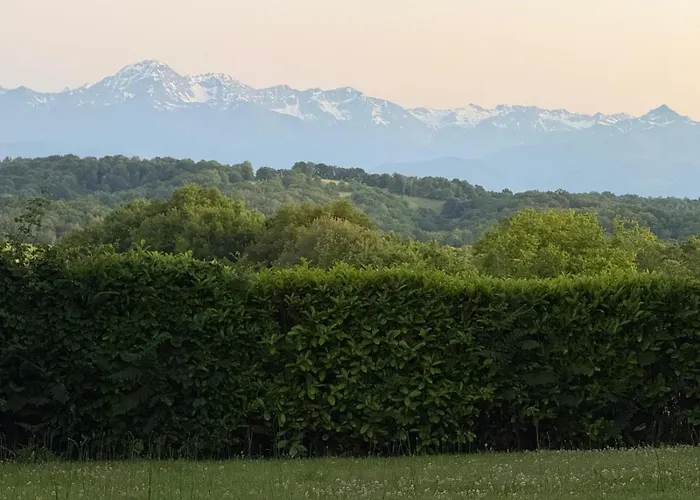 Au Chateau, Luby- Betmont Villa *